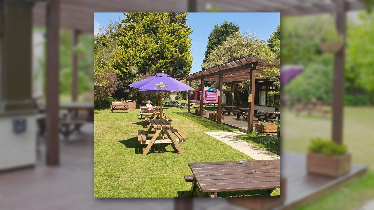 Sunday Roast - The Shelley Arms - Horsham Event