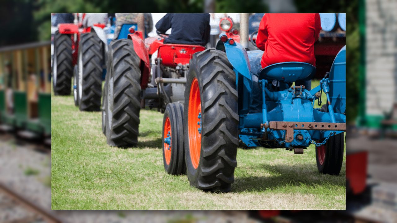Vintage Tractor Weekend - Amberley Museum - Horsham Event