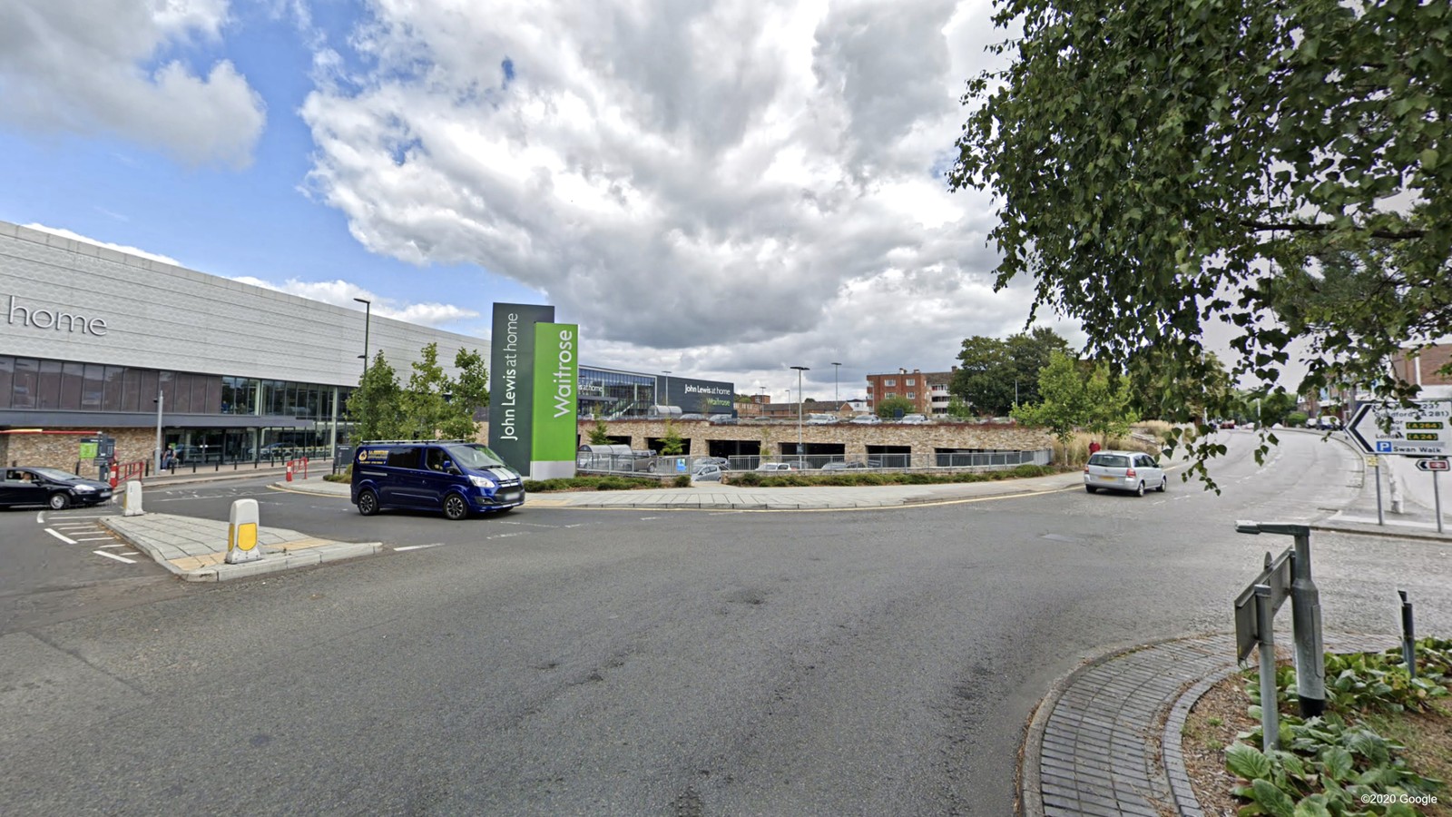 Albion Way Horsham Town Centre 