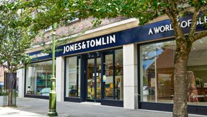 Jones & Tomlin Photograph