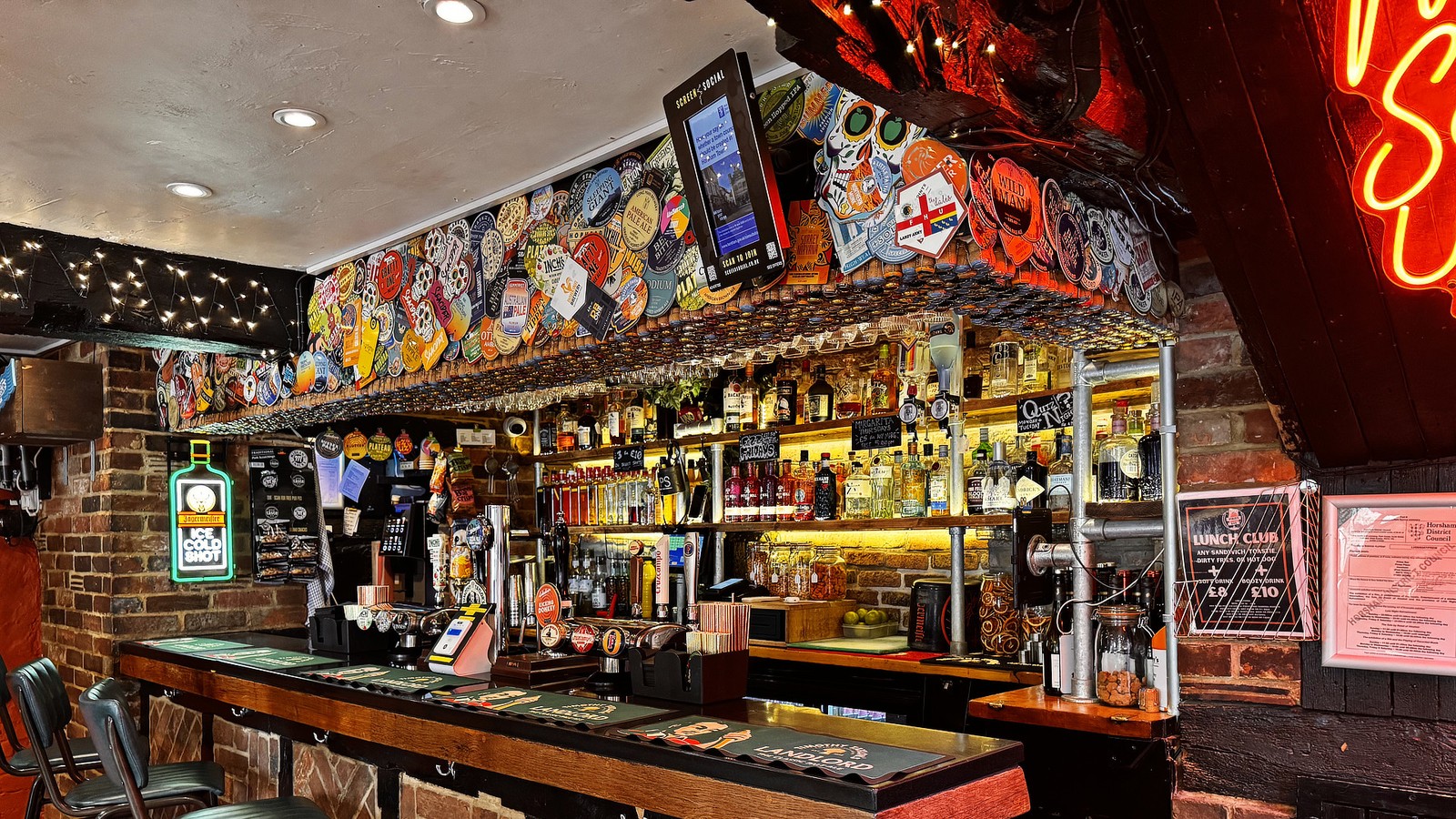 Piries Bar - Piries Place