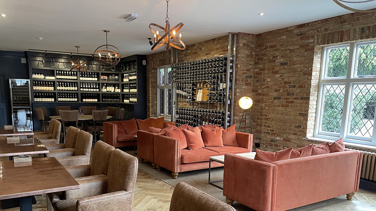 Leonardslee Tasting Room - Mannings Heath