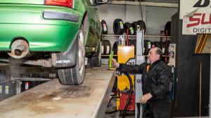 Elite Garages Photograph