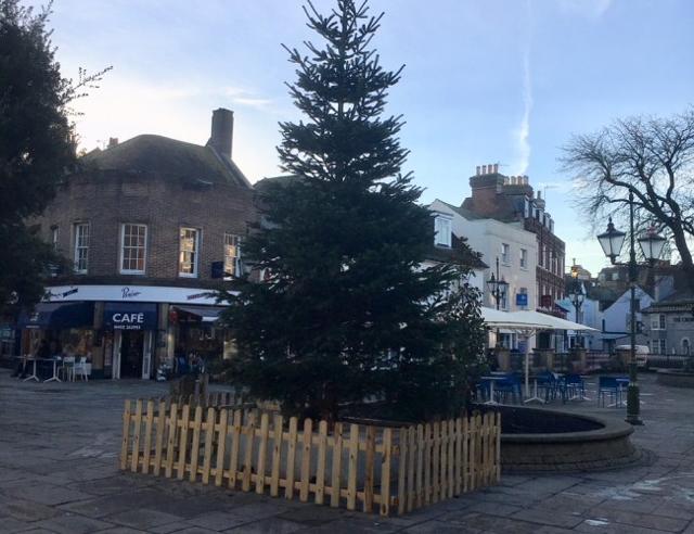 Carfax Christmas Tree