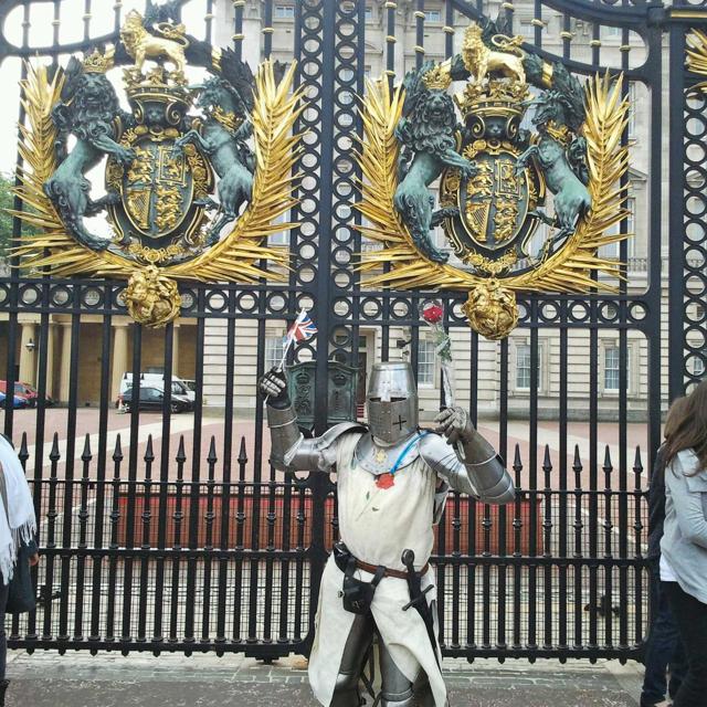 The Lonely Knight at Buckingham Palace