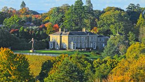Autumn Escapes at Leonardslee Lakes & Gardens