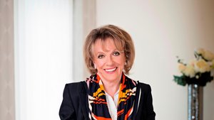Dame Esther Rantzen supports Community Transport Sussex charity to help reduce social isolation and loneliness.